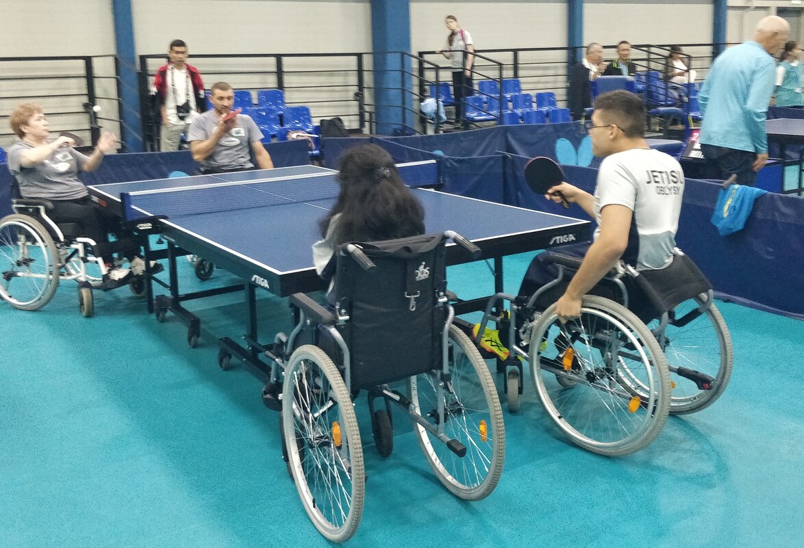 Игра - Андрей Хлопонин