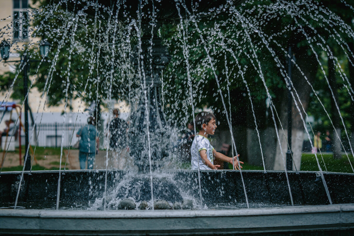 Прогулки по городу В - Вячеслав Владимирович
