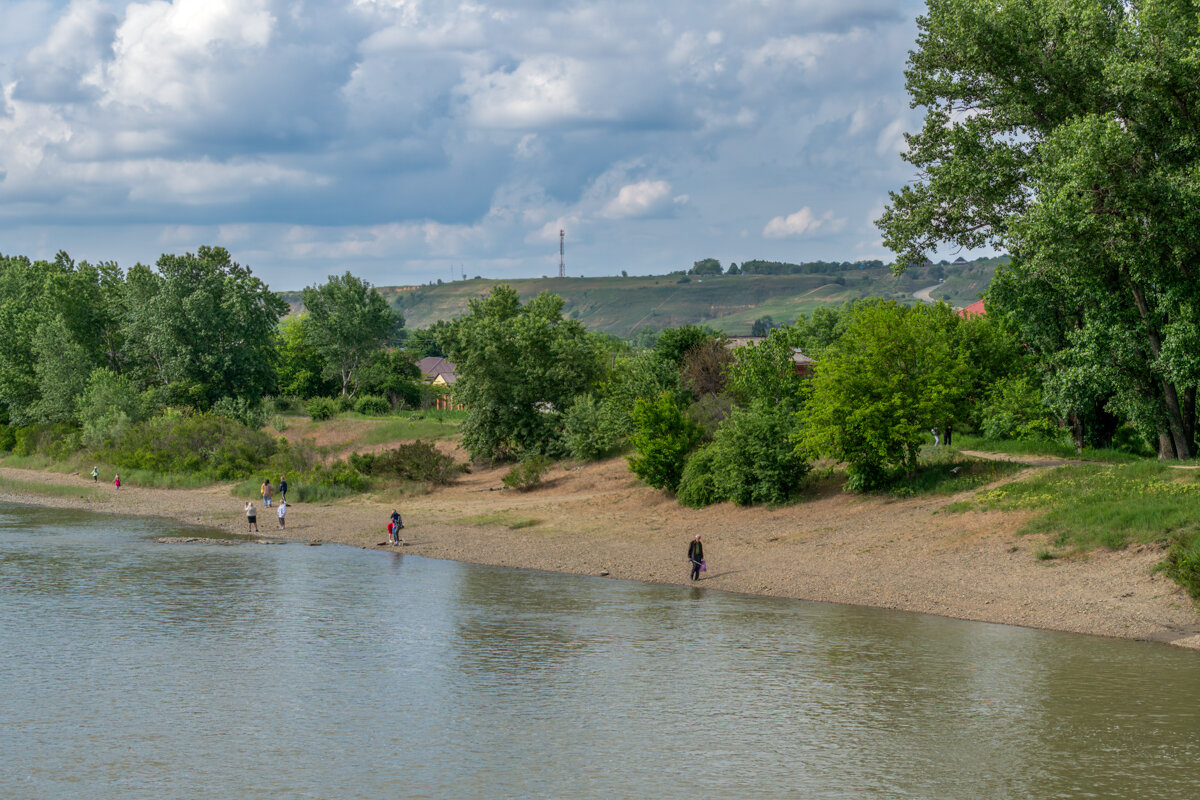 Окрестности - Игорь Сикорский Окрестности - Игорь Сикорский