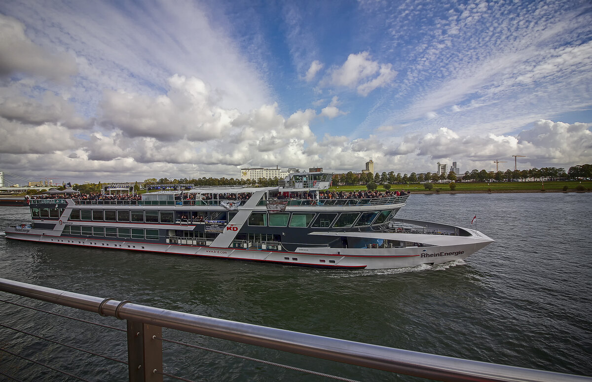 На рейне - Андроник Александр На рейне - Андроник Александр