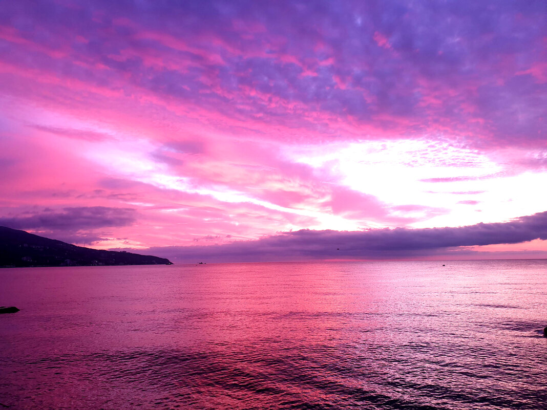 Марсианский рассвет в Ялте - Евгений Васюник ©