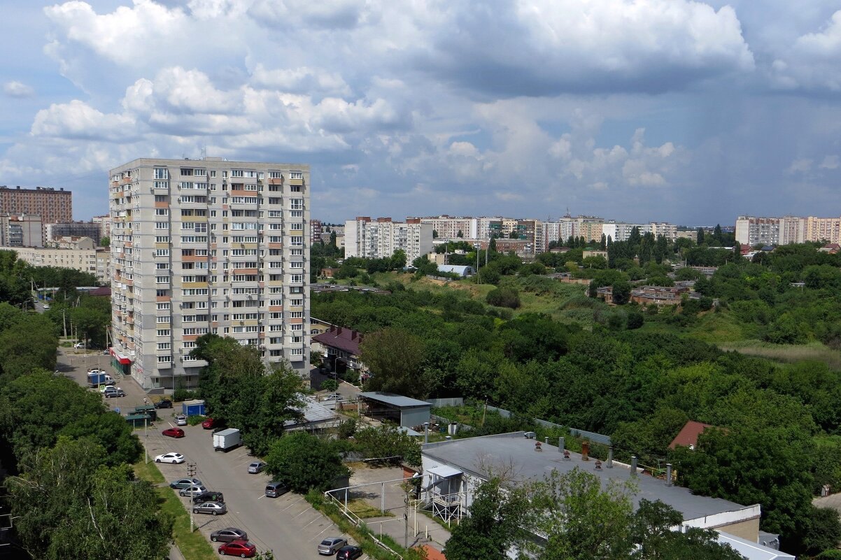 Мой город утопает в зелени - Татьяна Смоляниченко