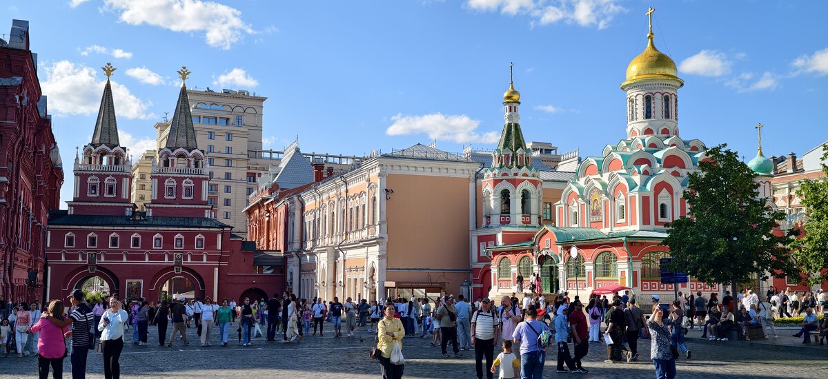 На Красной площади - <<< Наташа >>> На Красной площади - <<< Наташа >>>