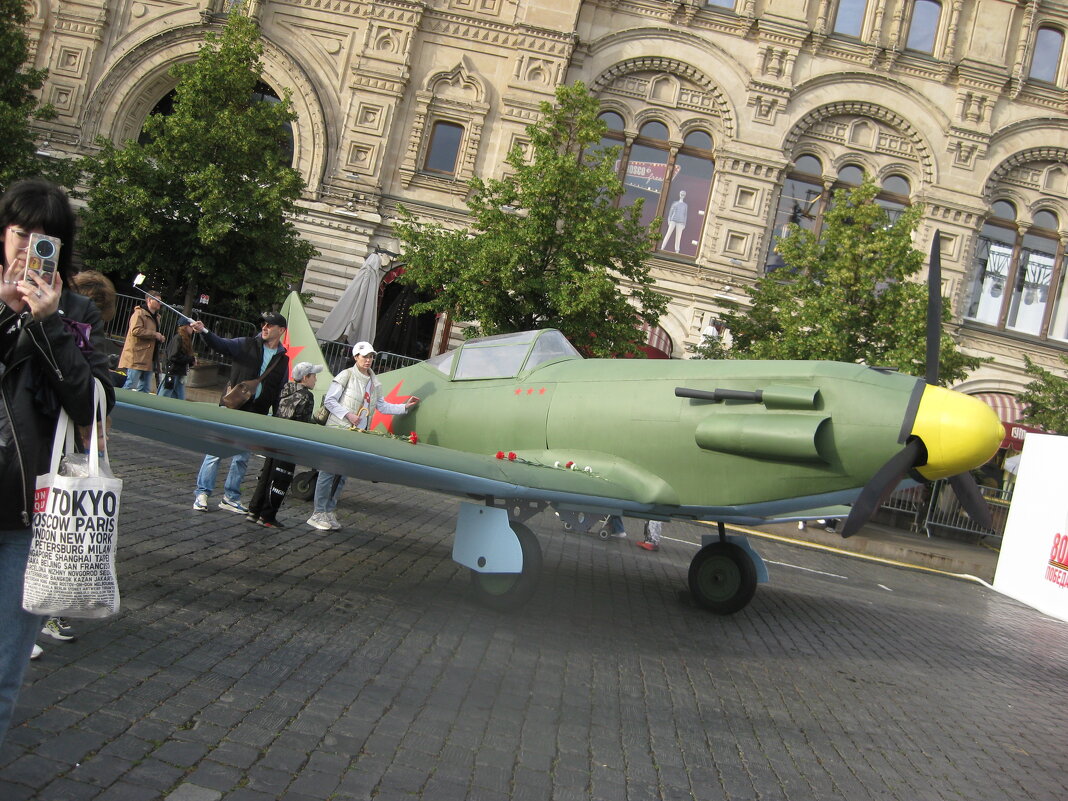 Легендарный истребитель МиГ-3 - Дмитрий Никитин