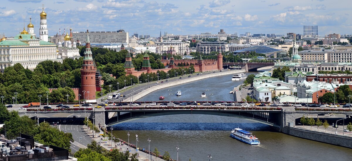 Кремль и Большой Каменный мост - <<< Наташа >>> Кремль и Большой Каменный мост - <<< Наташа >>>