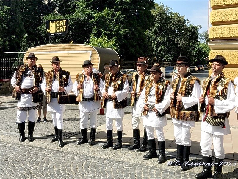 народний хор - Степан Карачко