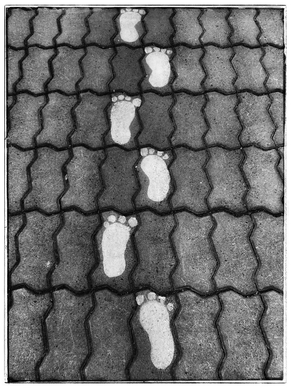 Идущий босиком. - Вадим Басов