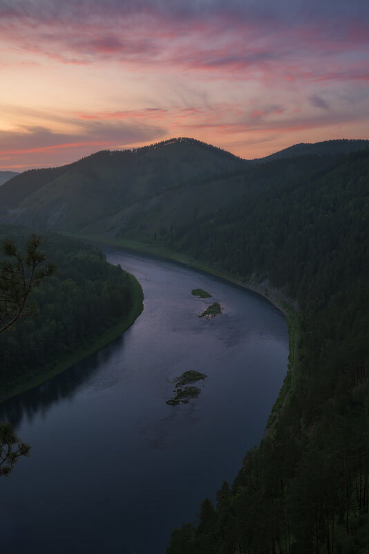 * - Александр Иванов