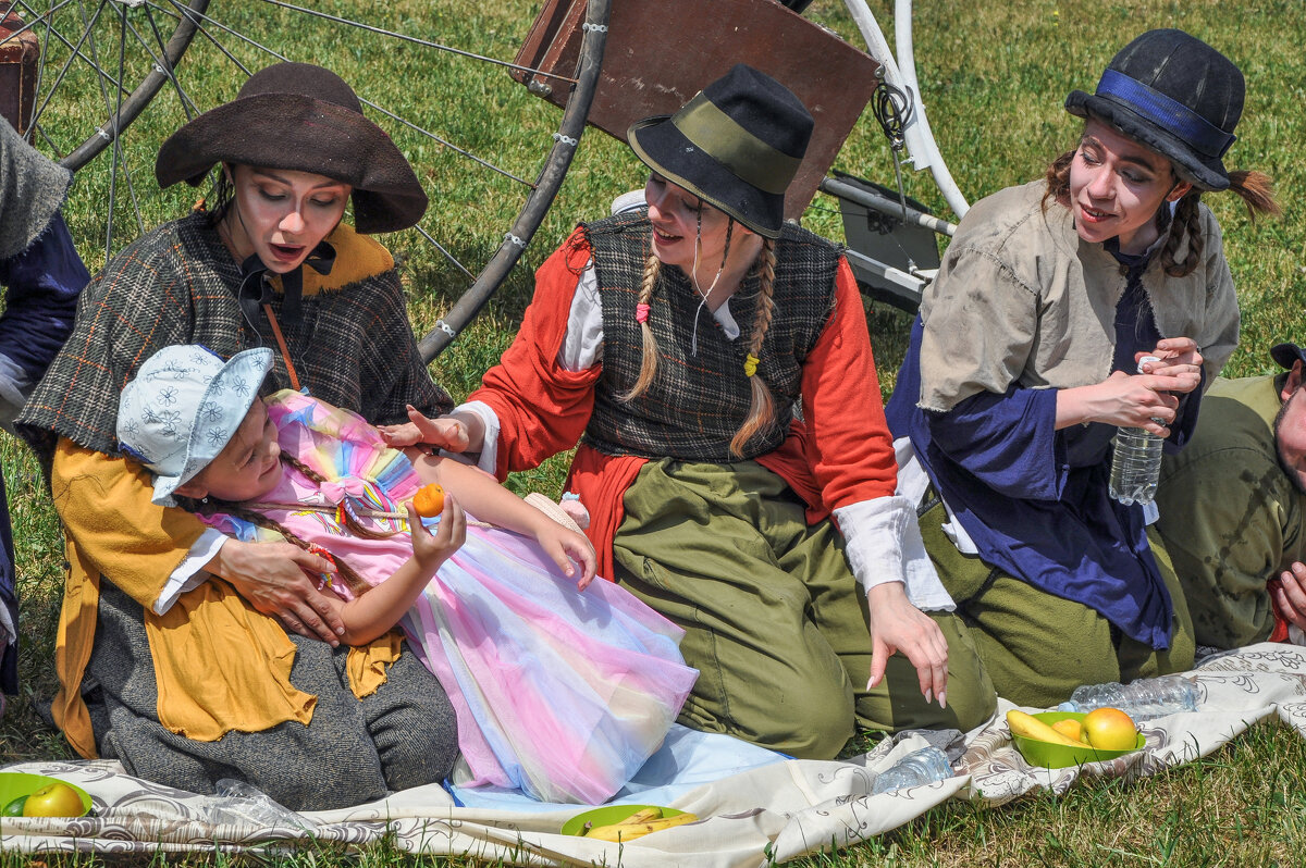 Накормили, напоили, а потом и усыпили ) - Татьяна Машошина Накормили, напоили, а потом и усыпили ) - Татьяна Машошина