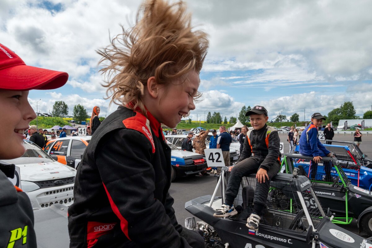 *** - Валерий Михмель *** - Валерий Михмель