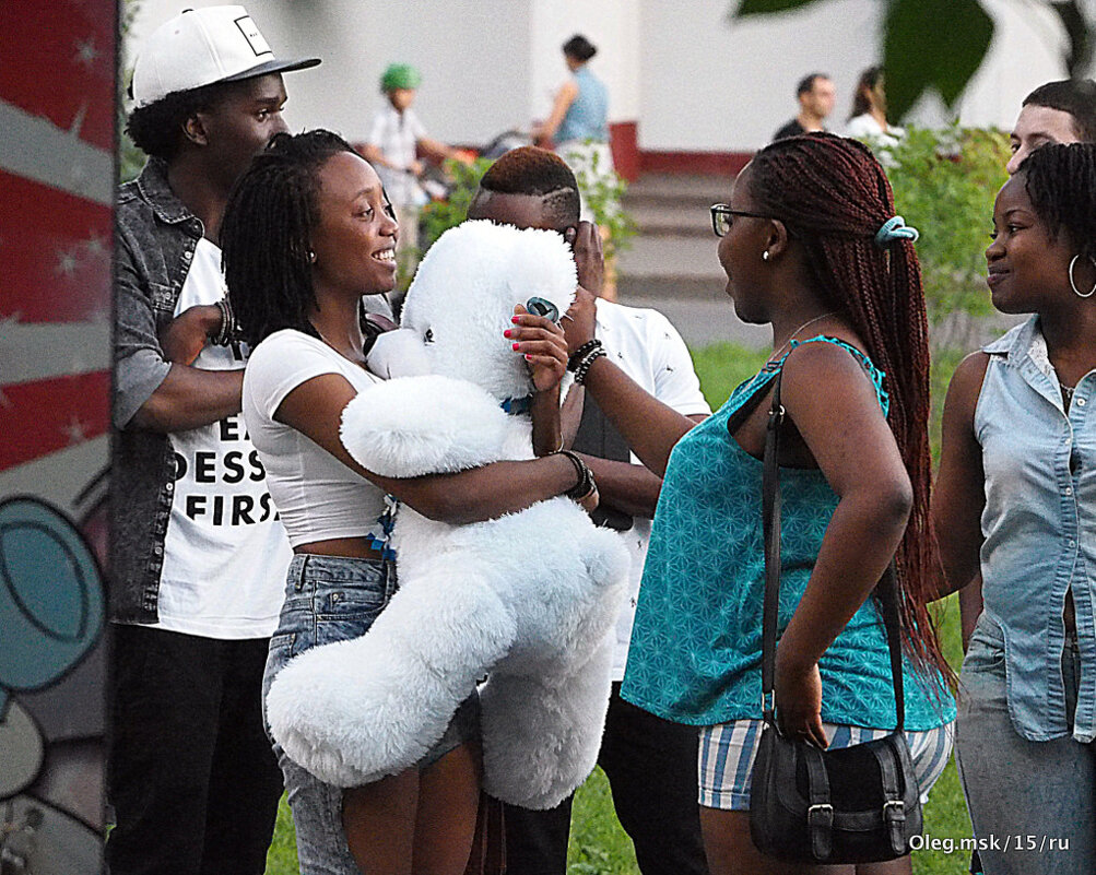 белый мишка - Олег Лукьянов