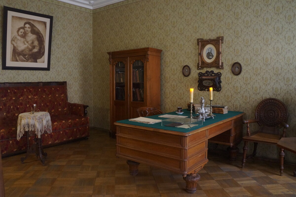 Музей-квартира Ф.М. Достоевского в Кузнечном переулке - zavitok *