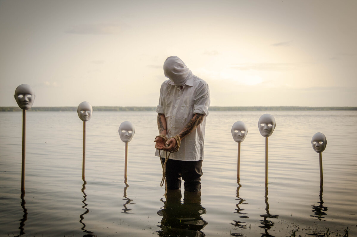 * - Нина Зорич