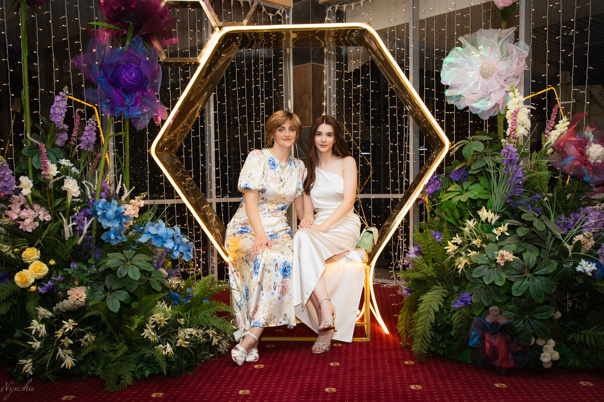 Мама и доченька - Nyusha .