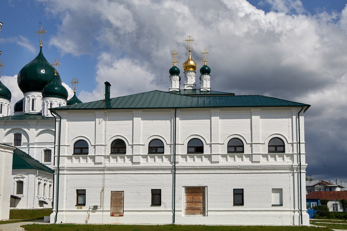 Арзамасский Спасо-Преображенский мужской монастырь, монашеский корпус - Алексей Р. Арзамасский Спасо-Преображенский мужской монастырь, монашеский корпус - Алексей Р.