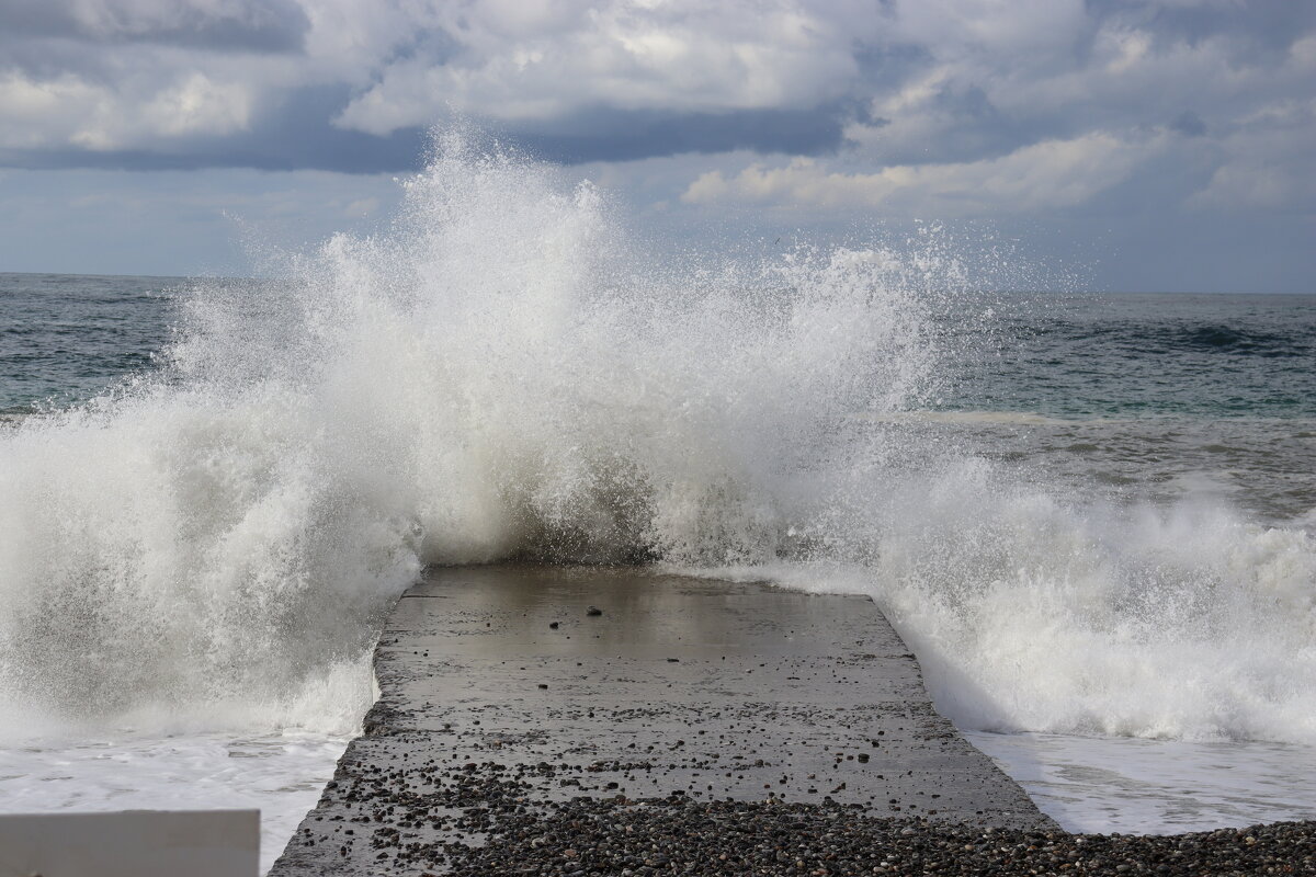 Шторм - Александр Николаев Шторм - Александр Николаев