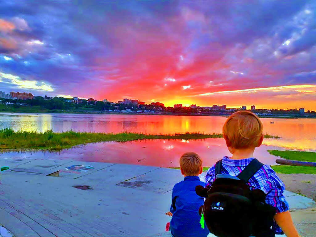 ЗАВОРАЖИВАЮЩИЙ   ЗАКАТ - Анатолий Малобродский