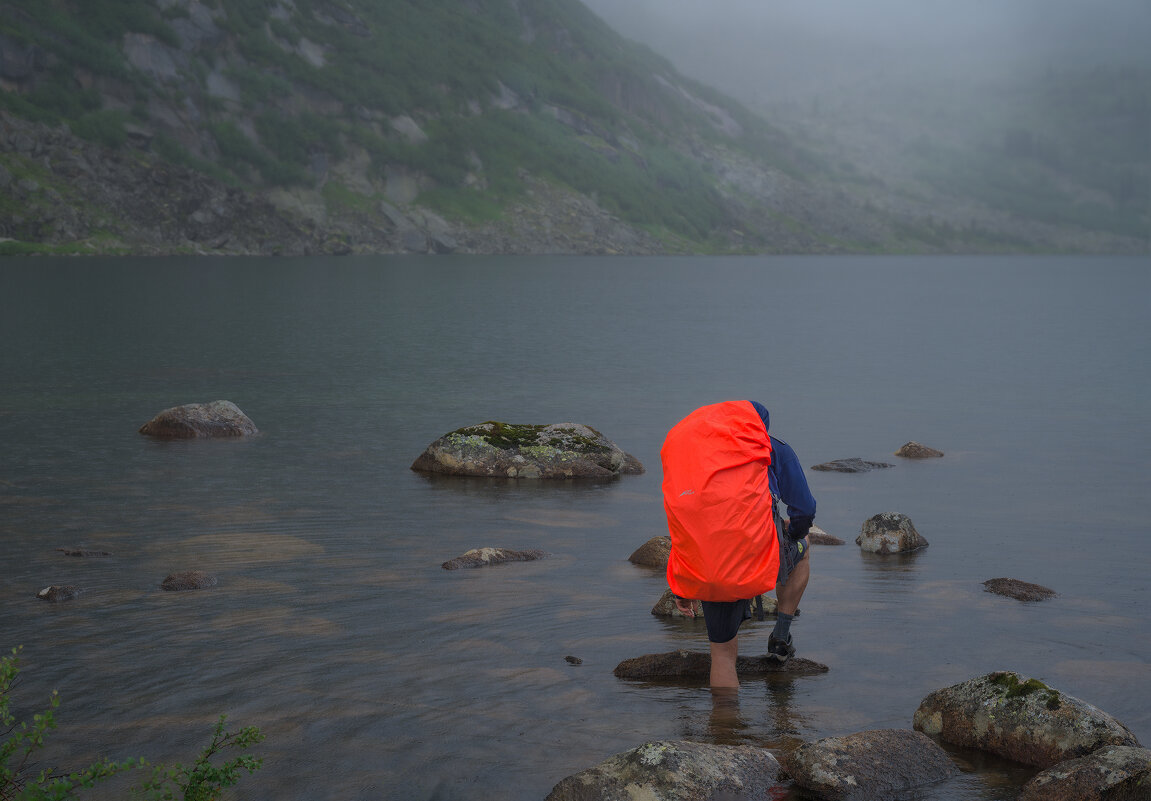* - Александр Иванов