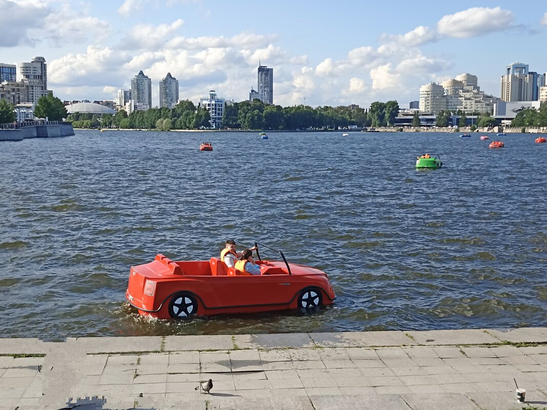 Прогулки по городу. Екатеринбург - Pippa Прогулки по городу. Екатеринбург - Pippa