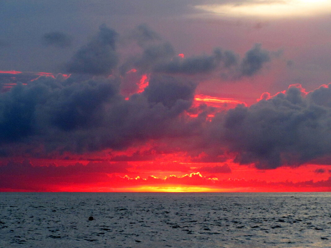 Пожар в облаках - Валерий Пожар в облаках - Валерий