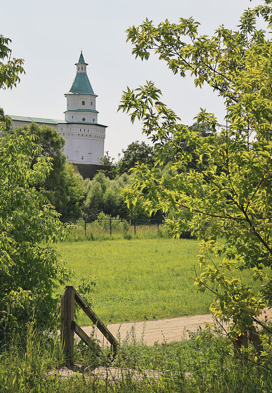 башня Ново-Иерусалимского монастыря - Тарас Золотько