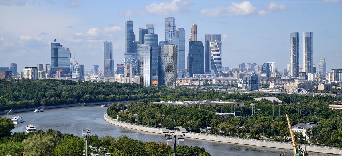 Небоскребы Москва-Сити с Воробьевых гор - <<< Наташа >>>