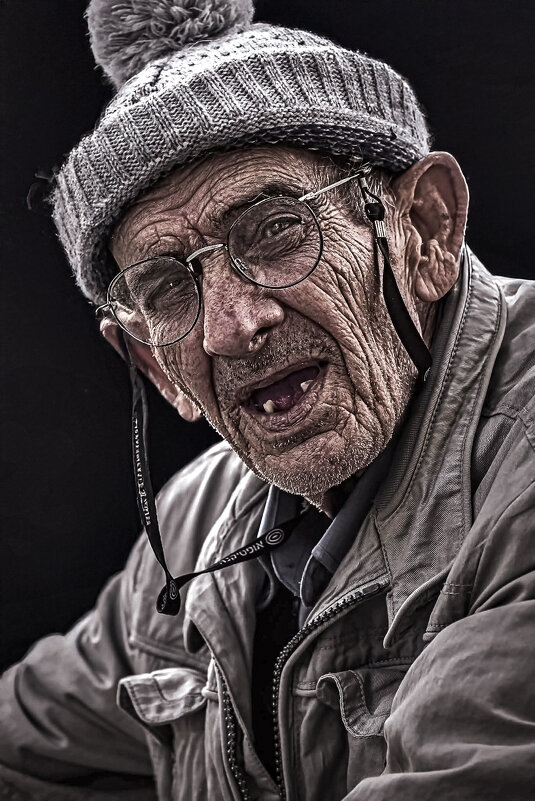 חַיִים - Shmual & Vika Retro