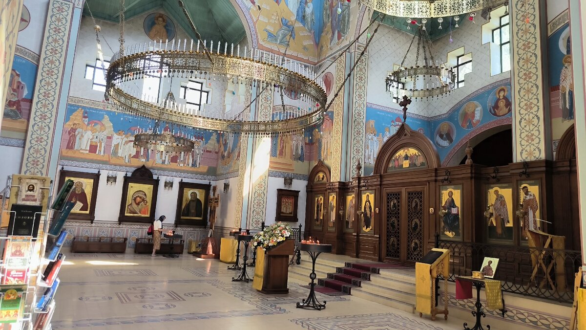 В храме Николая Чудотворца. - Ольга 