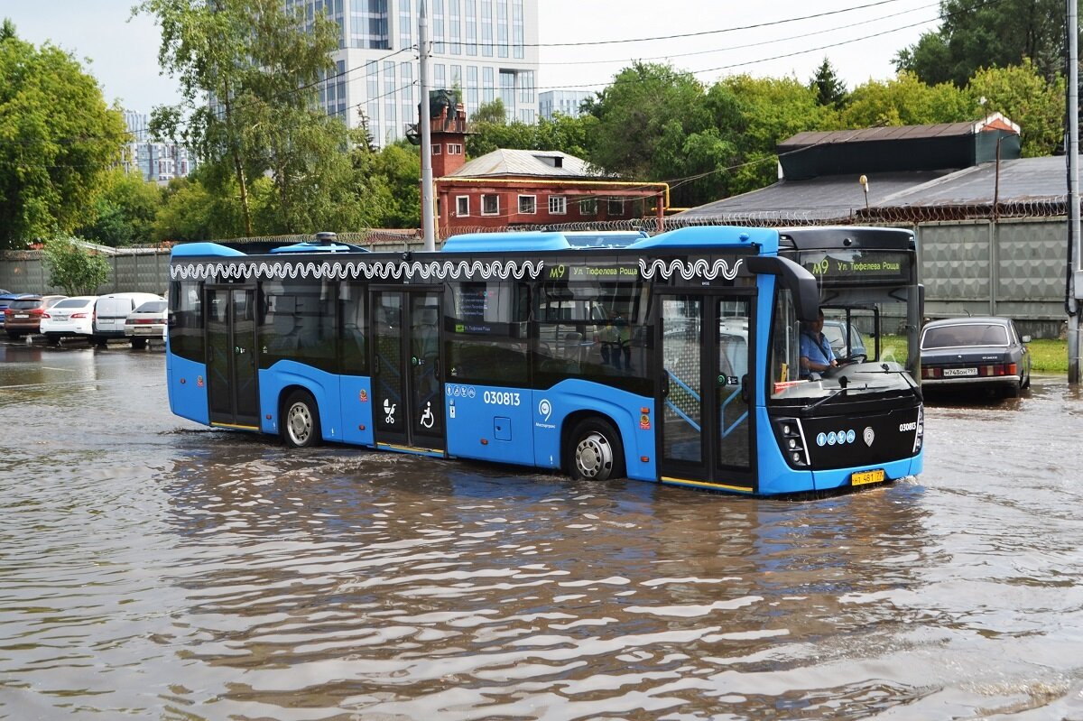 Речной автобус) - Олег Ховренков