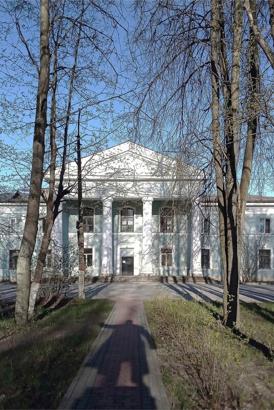 Осталась  только  тень... - Фотогруппа Весна