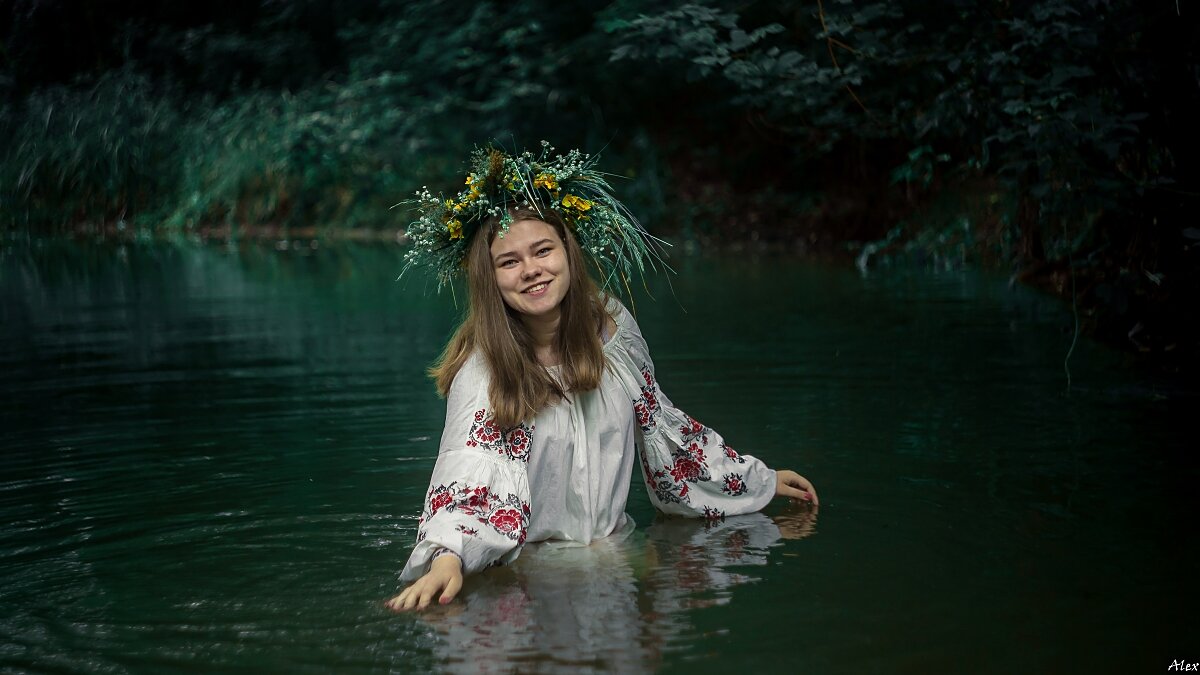 3878 - Alex . 3878 - Alex .