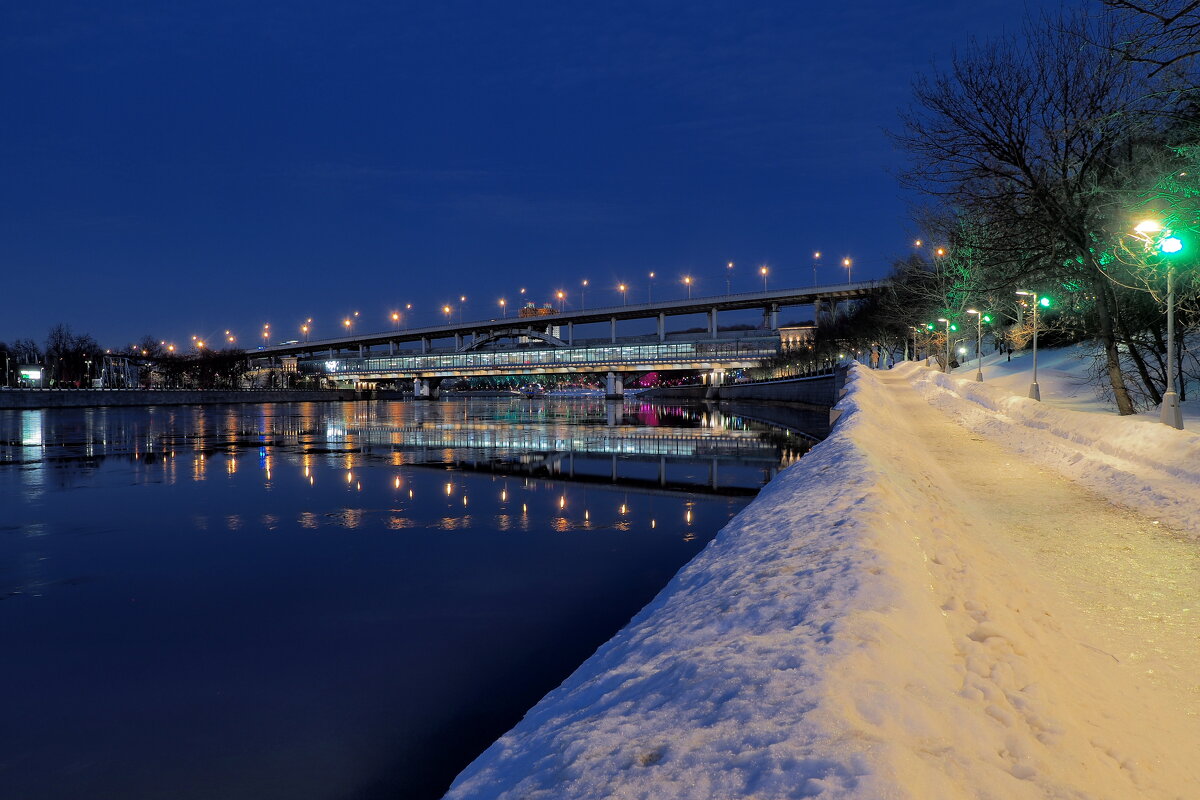 Метромост на Воробьёвых горах. - Евгений Седов Метромост на Воробьёвых горах. - Евгений Седов