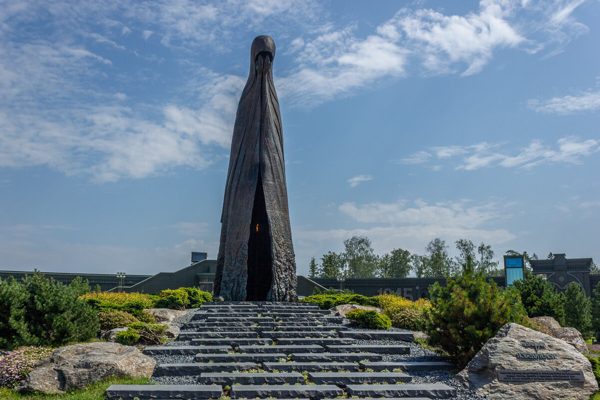 Пока горит свеча... - Михаил "Skipper"