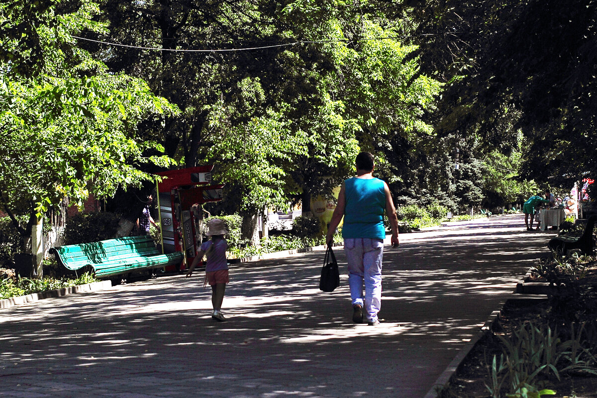 Спешит... - Юрий Гайворонскiий