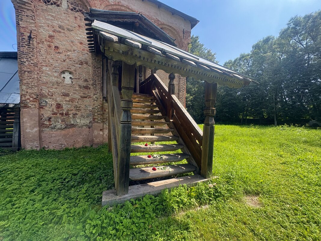 Лестница церкви Святого Великомученика Мины... - Наталия Павлова Лестница церкви Святого Великомученика Мины... - Наталия Павлова