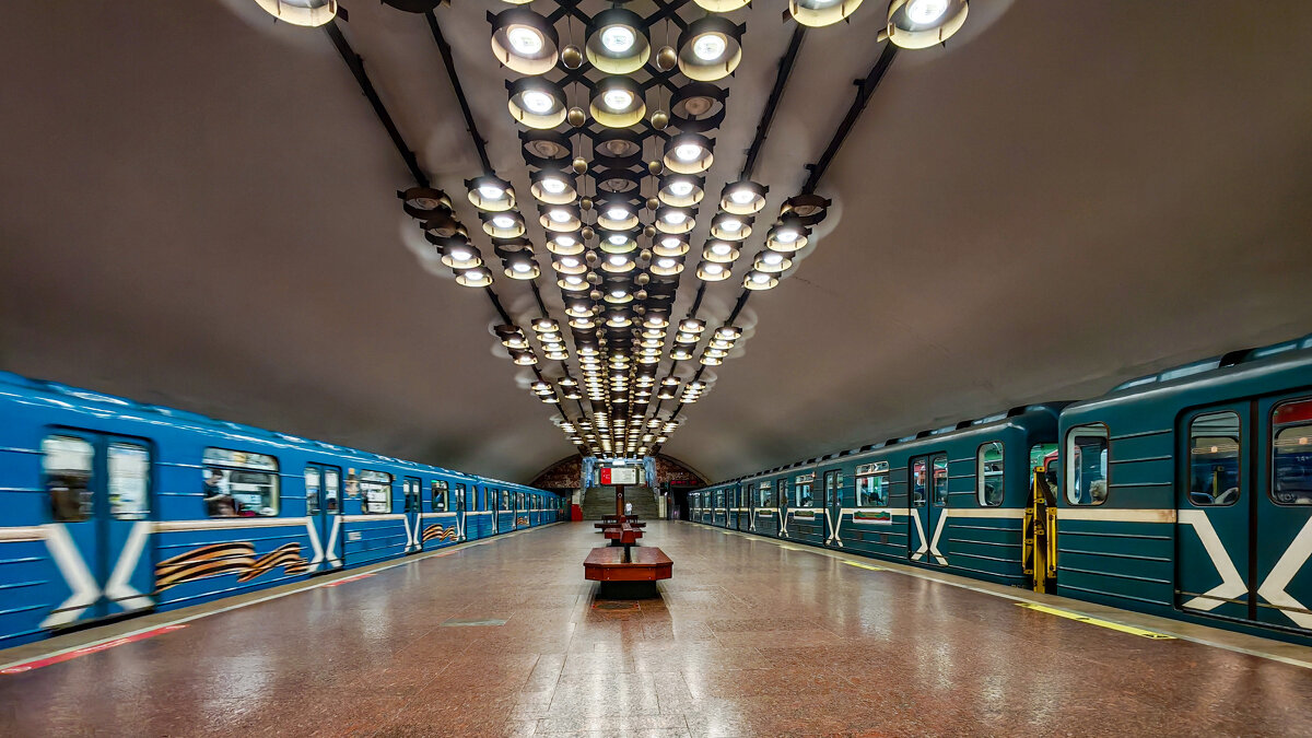 Метро - Dmitry i Mary S Метро - Dmitry i Mary S