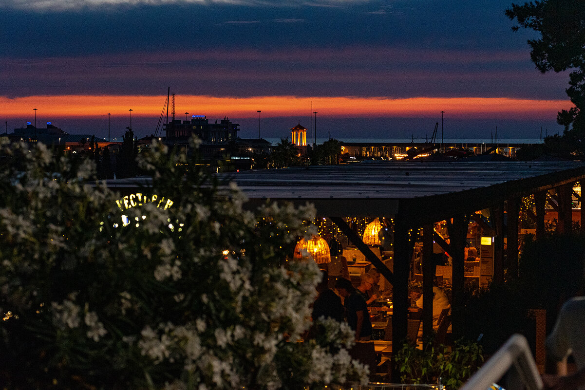 закат над сочинским портом. - Вадим Федотов закат над сочинским портом. - Вадим Федотов