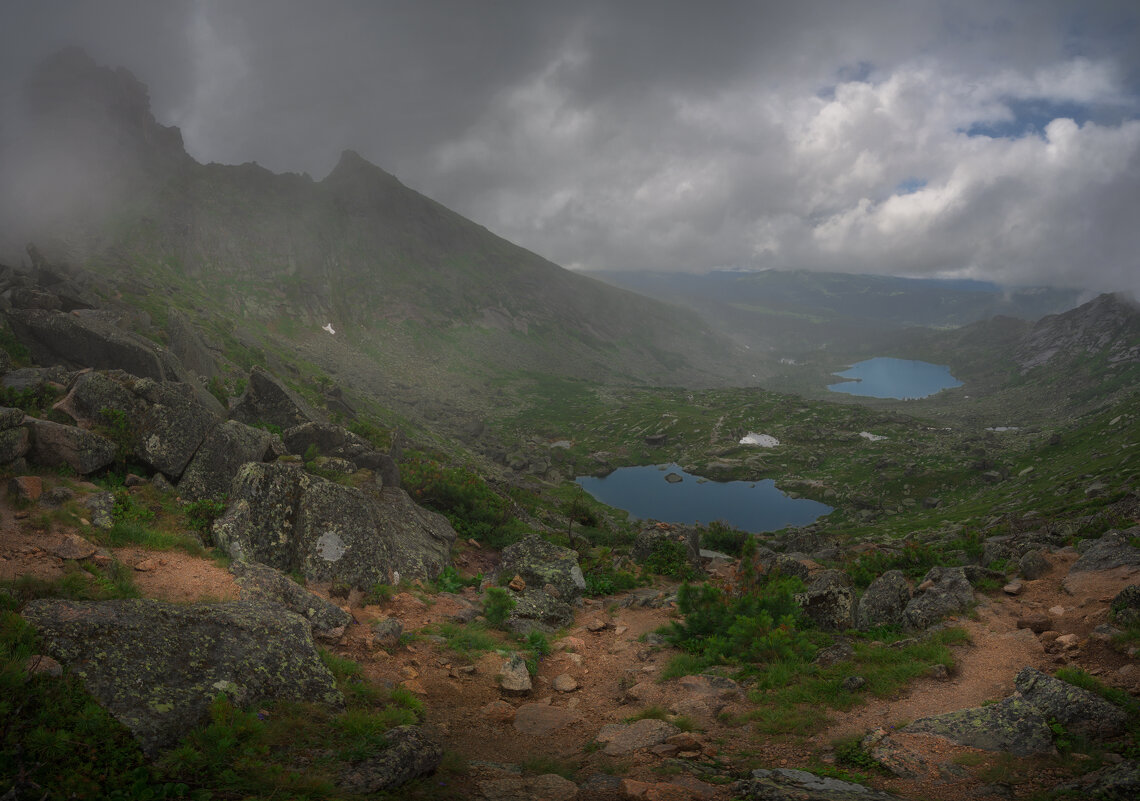 * - Александр Иванов * - Александр Иванов