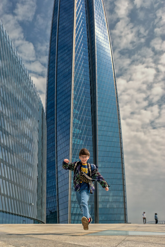 «Ла́хта-центр» - Сергей Шатохин «Ла́хта-центр» - Сергей Шатохин