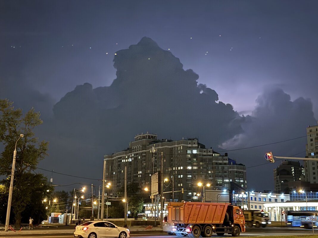 Грозовые облака - Анна Камс