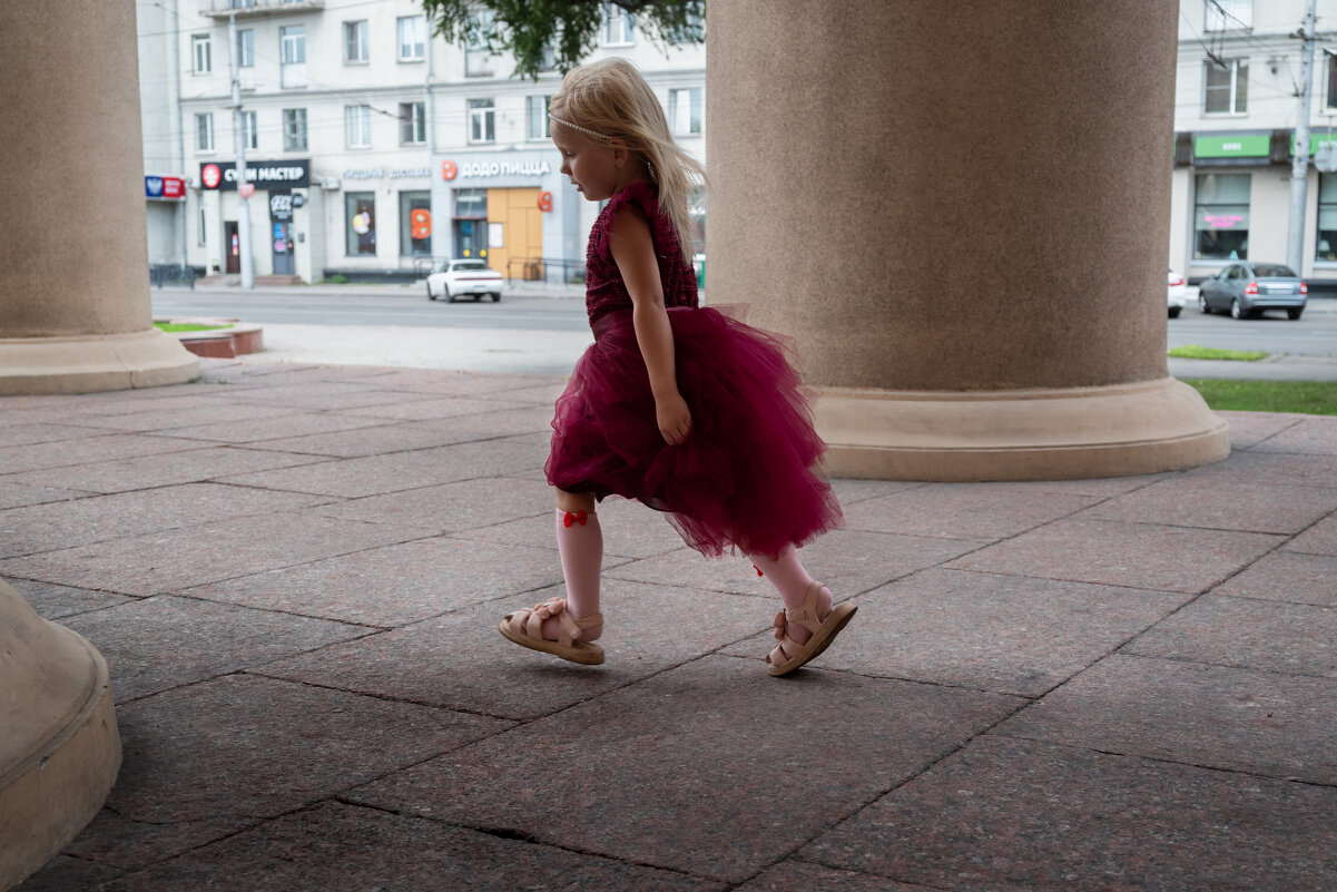 *** - Валерий Михмель 