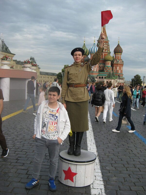 Регулировщица - Дмитрий Никитин