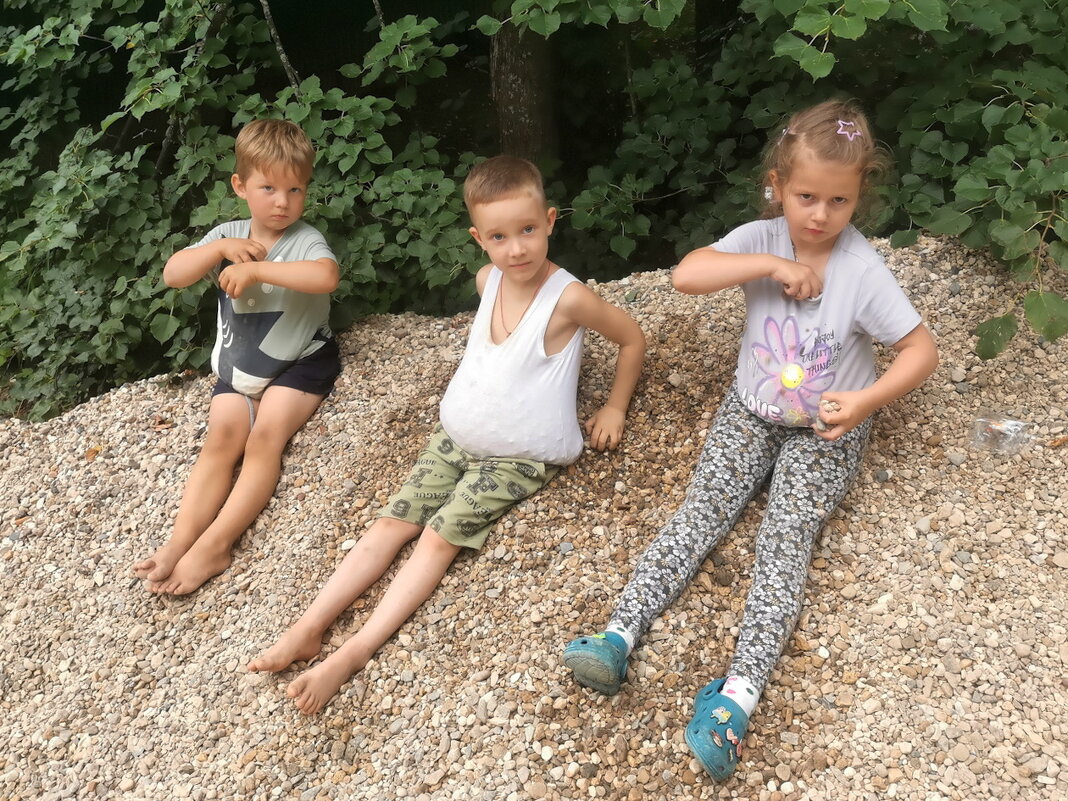 Недетские игры. - Ольга Довженко Недетские игры. - Ольга Довженко