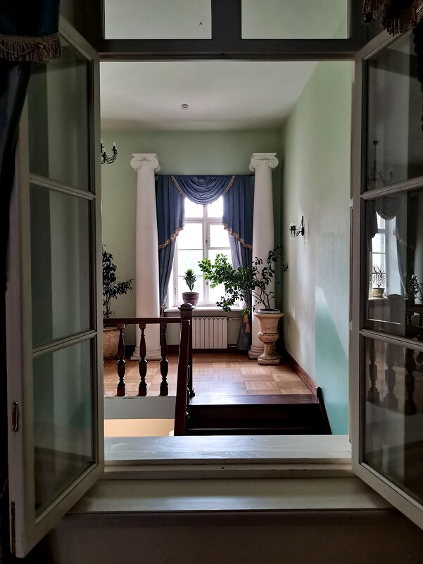 Окно и отражение - Любимова Ольга 