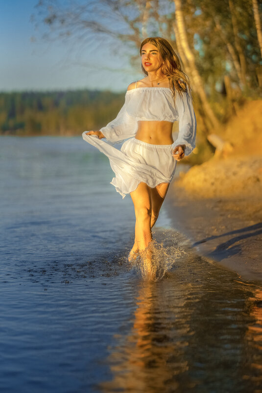 Бегущая по воде - Юрий Захаров