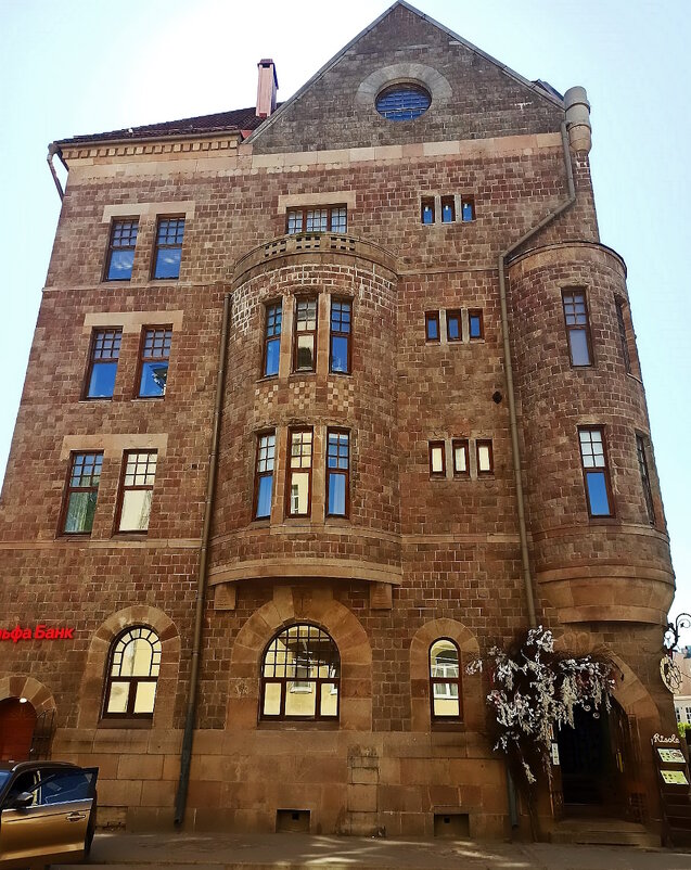 Выборг.   Здание национального акционерного банка   (Дом Лаллукки). - Ольга Довженко