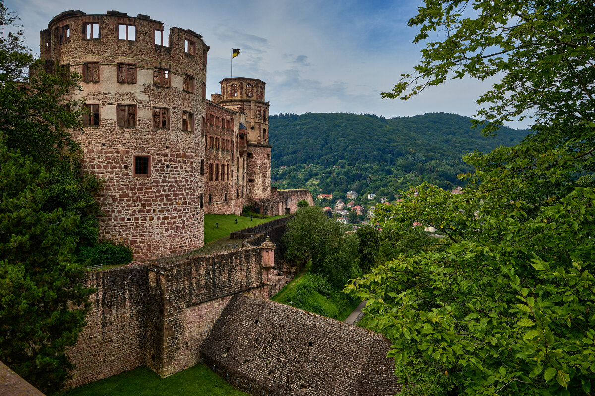 Руины XVI века... - Dmitriy Dikikh