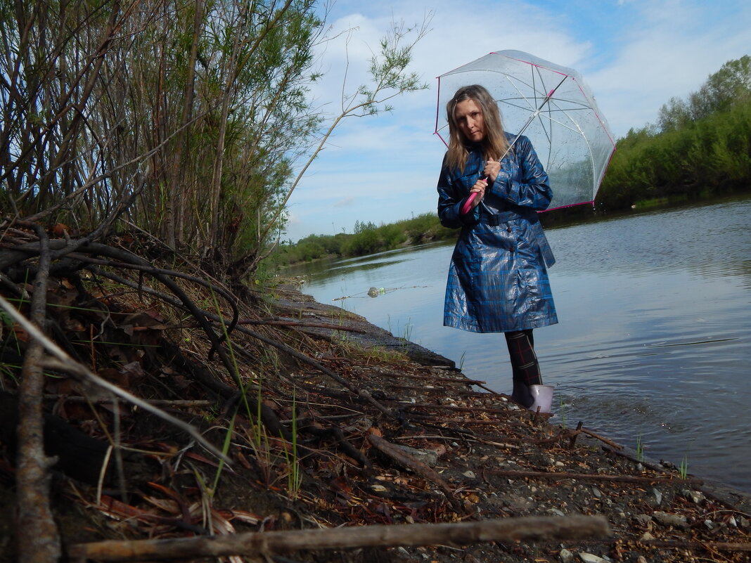 У реки - Екатерина Панова