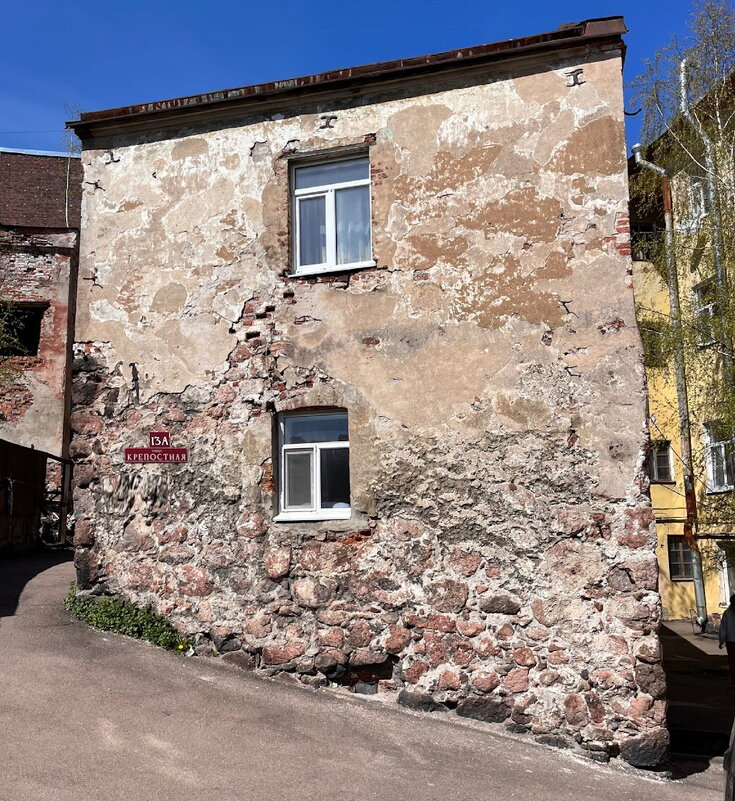 Выборг. «Дом горожанина» . Самый старый дом - Ольга Довженко