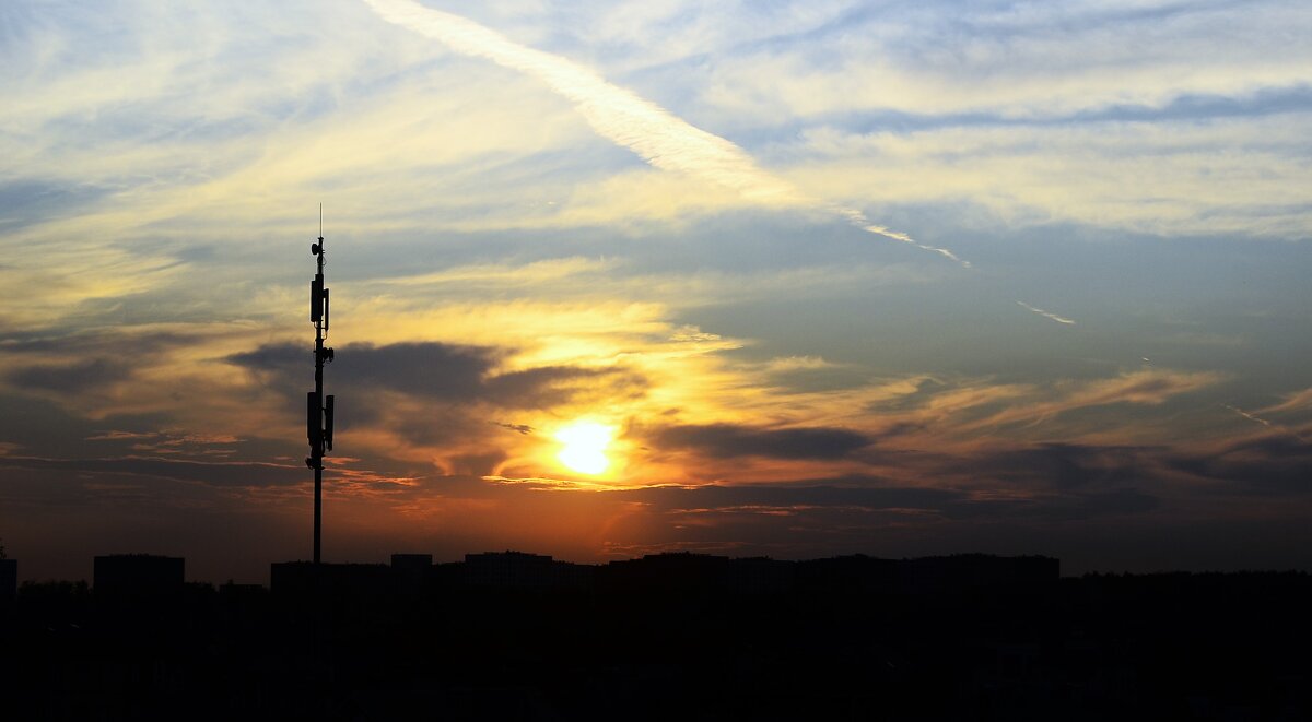 Середина лета. Вечер. - Василий Палий